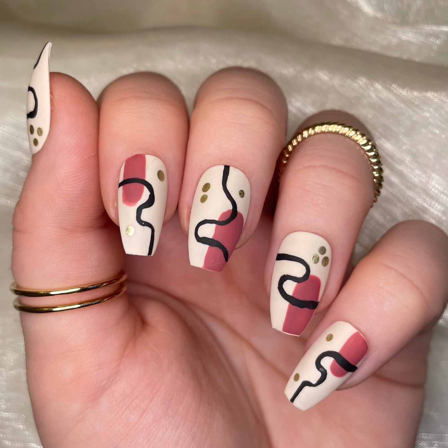 Nude, Mauve and Gold Coffin Nails