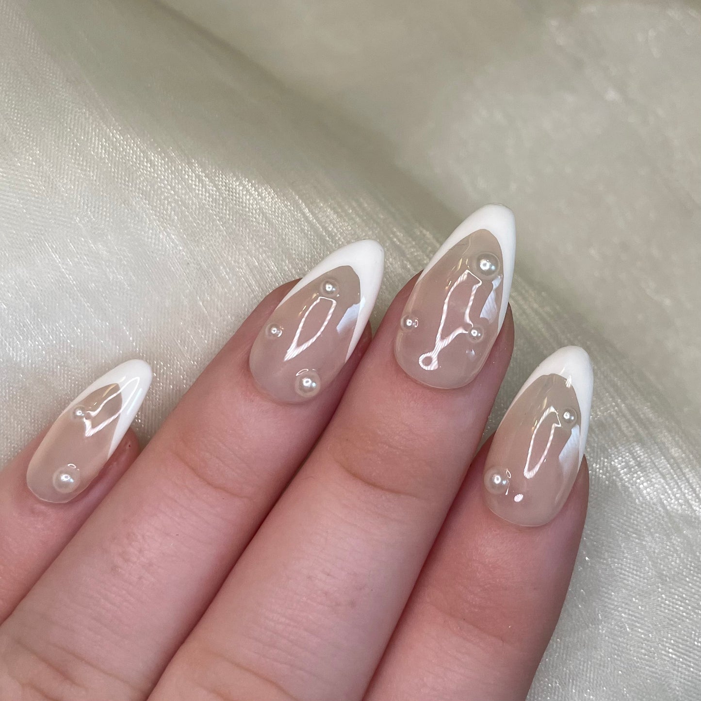 French Tip and Pearl Design Almod Nails