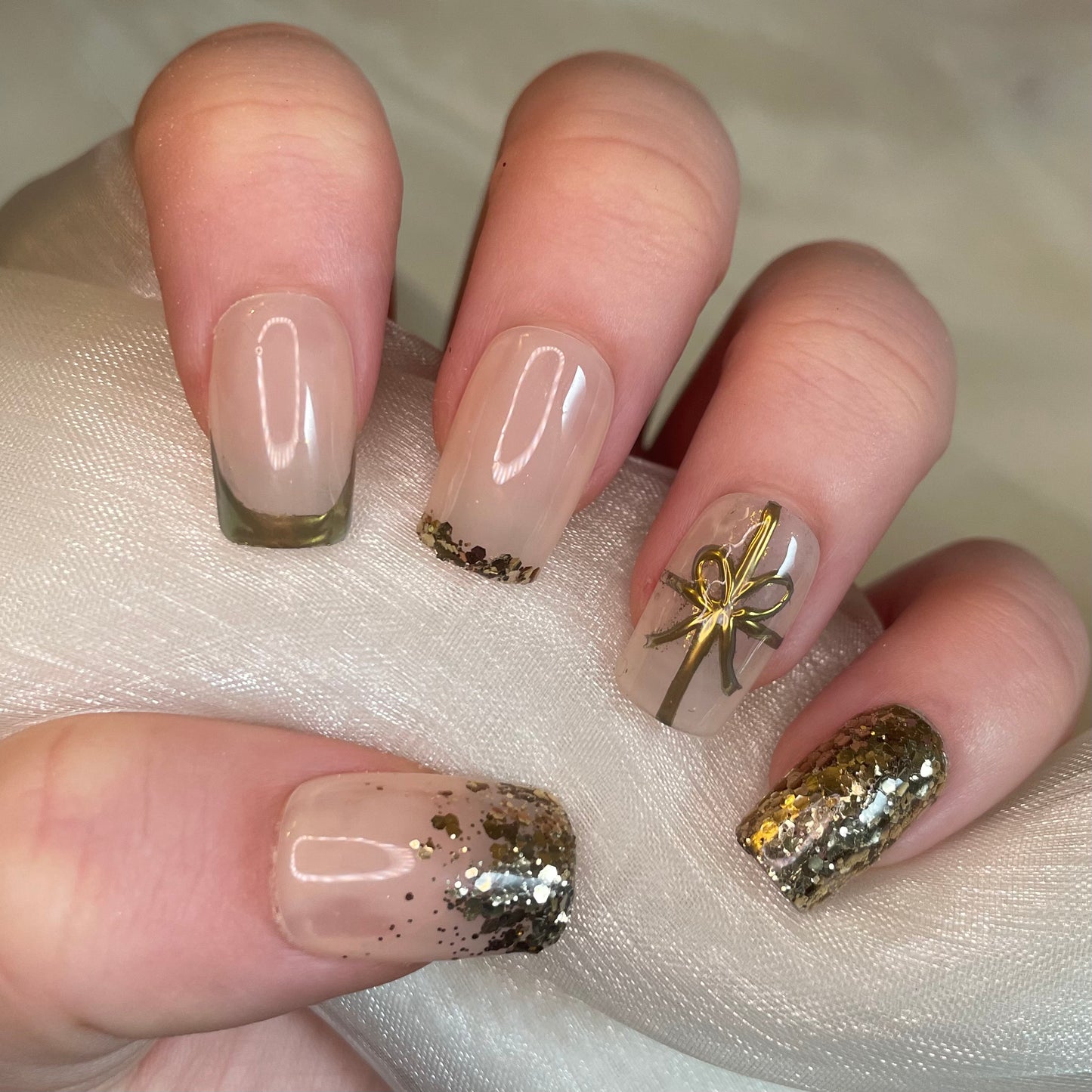 Shee Nude Square Nails with Gold Present Design